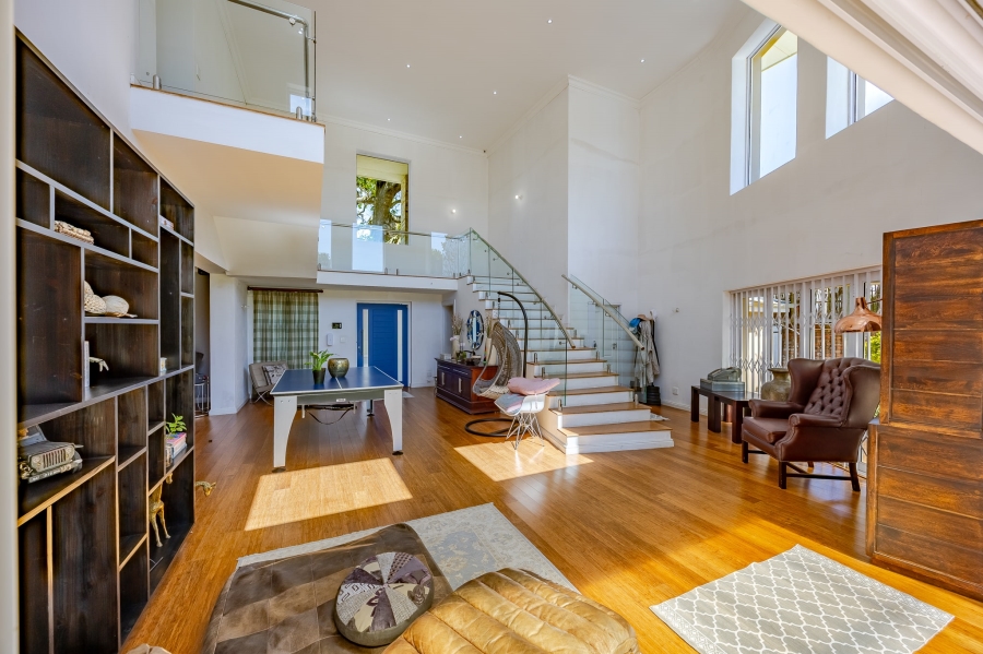 5 Bedroom Property for Sale in Kenilworth Upper Western Cape